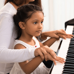 Cours de piano enfant