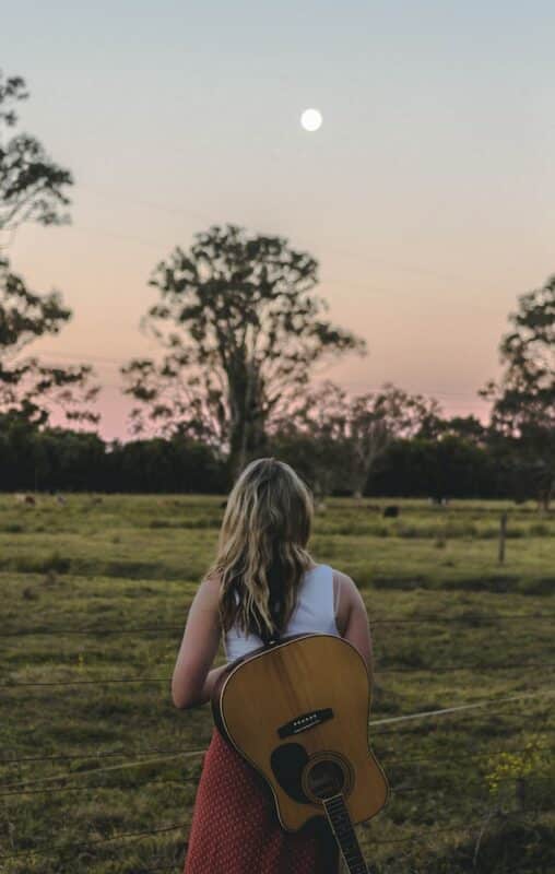 guitare-folk-debutant