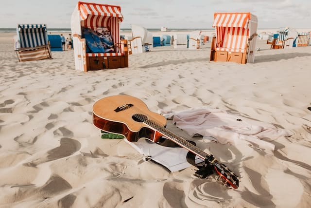 guitare-folk-debutant